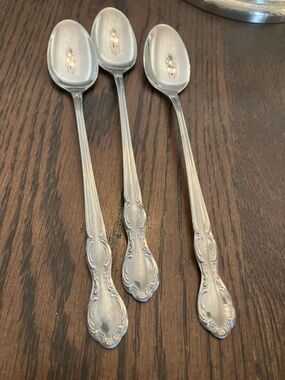 Vintage Wm Rogers and Son Stainless Royal Manor Ice Tea Spoons